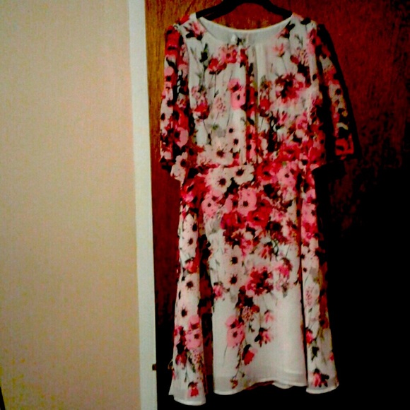 She's Dresses & Skirts - Dress/ beautiful, great for evening out or dinner party or Sunday brunch